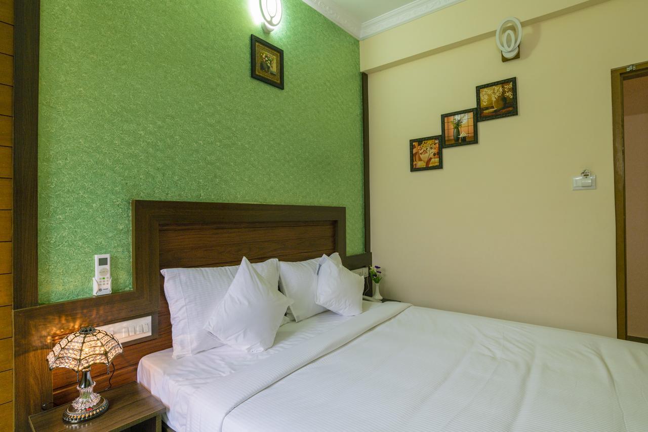 Blue Bell Cochin Airport Hotel Недумбассери Экстерьер фото
