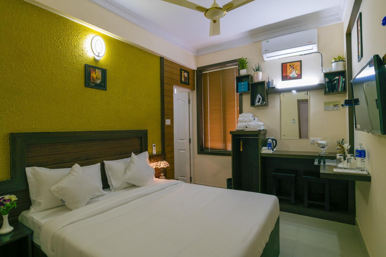 Blue Bell Cochin Airport Hotel Недумбассери Экстерьер фото