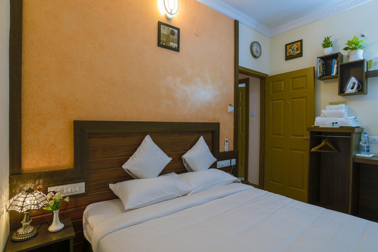 Blue Bell Cochin Airport Hotel Недумбассери Экстерьер фото