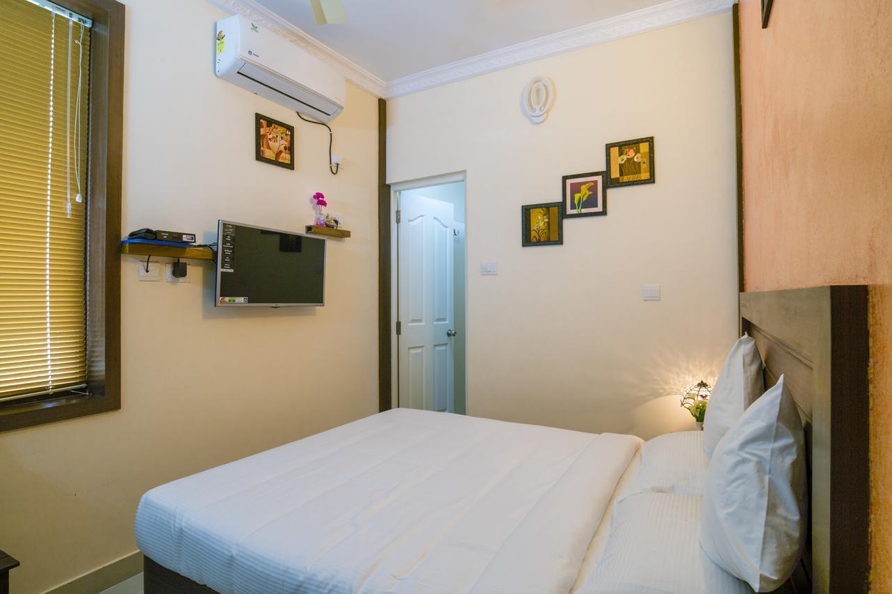Blue Bell Cochin Airport Hotel Недумбассери Экстерьер фото