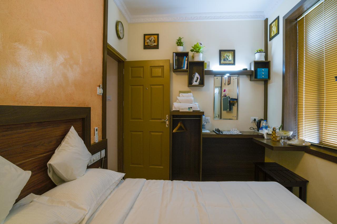 Blue Bell Cochin Airport Hotel Недумбассери Экстерьер фото